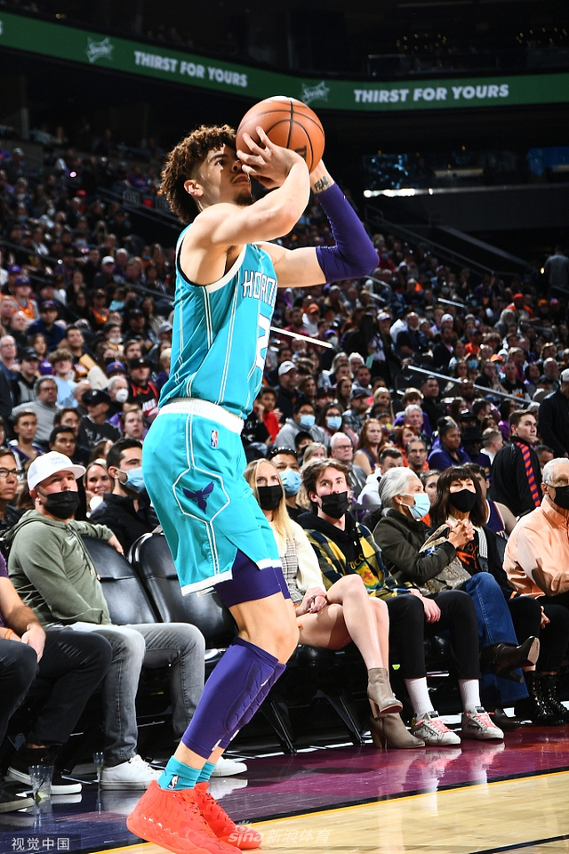 巴塞罗那曾 巴塞罗那曾