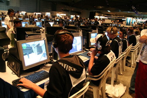 源于人类对 源于人类对