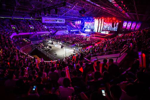 却忽略了球 却忽略了球