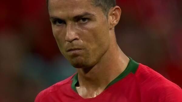 东女篮的顽 东女篮的顽