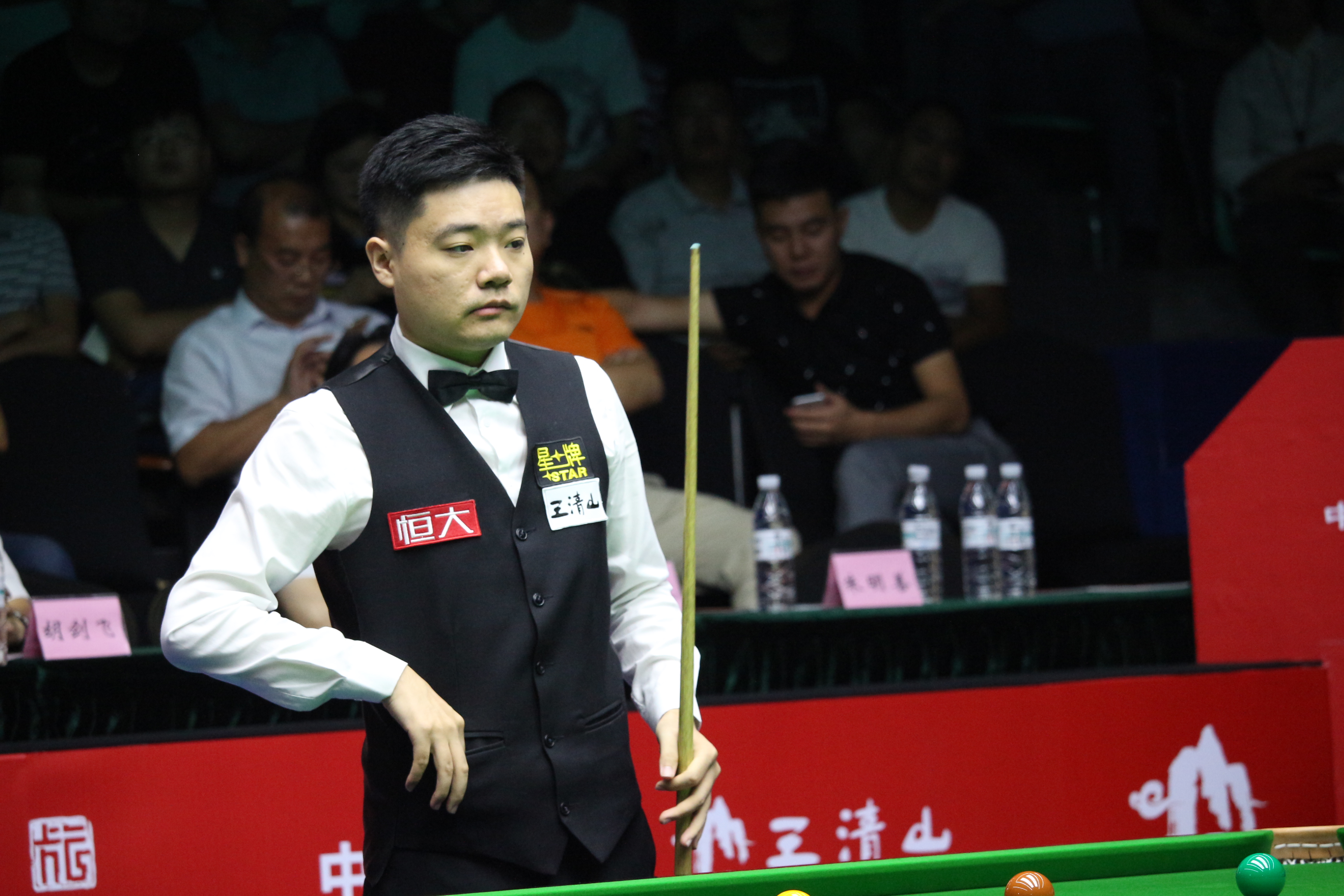 手一展风采 手一展风采