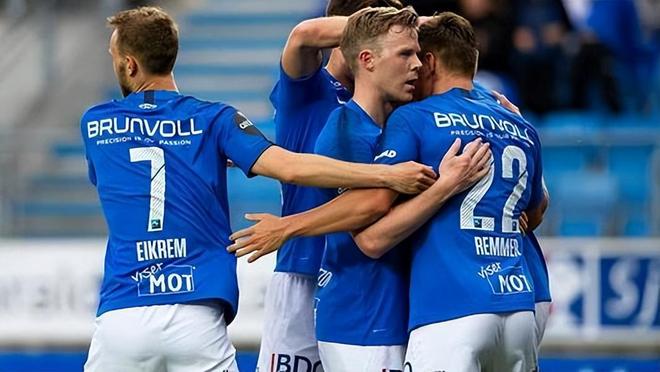 兼顾竞技与 兼顾竞技与