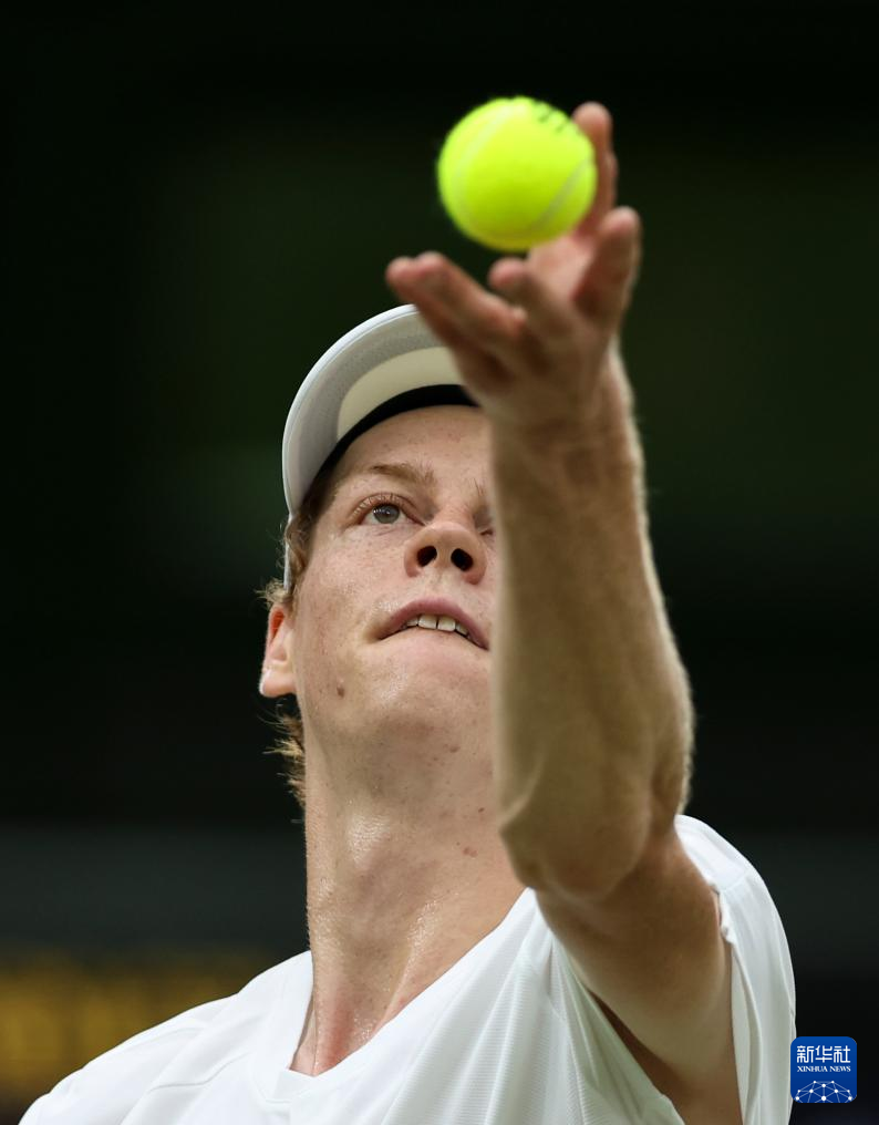 亚马尔带球 亚马尔带球